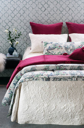 Bianca Lorenne Amberley Ivory Bedspread / Pillowcases Sold Separately