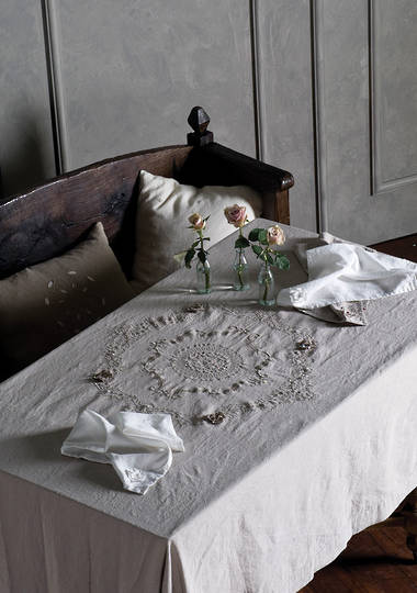 Bianca Lorenne Milla Table Linen