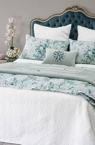 Bianca Lorenne Diamant Bedspread / Pillowcases Sold Separately