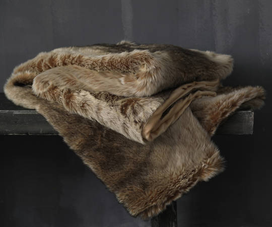 MM Linen - Snug Faux Fur Throw - Caramel