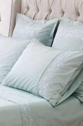 MM Linen Daisy Chain Duckegg Sheet Set / Extra Euros and Pillowcases Sold Separately