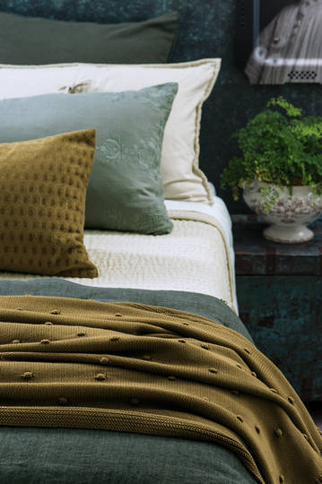 Bianca Lorenne - Fronzolo - Olive Knitted Throw