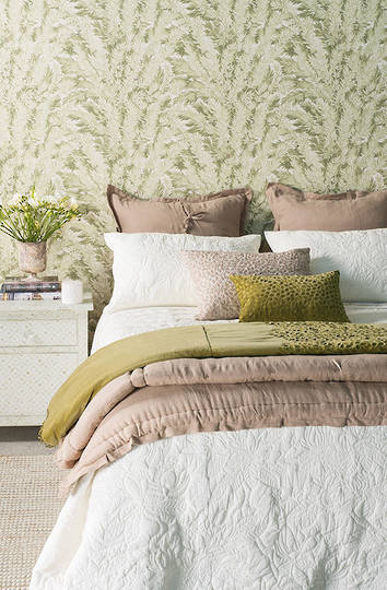 Bianca Lorenne Grandiflora Ivory Bedspread / Pillowcases - Sold Separately