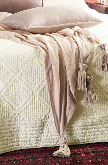 Bianca Lorenne - Hishigata Woven Cushion