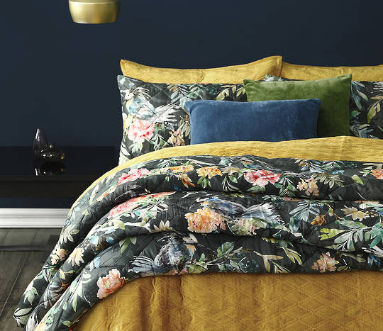 MM Linen - Kiku Comforter Set