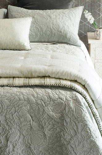 Bianca Lorenne - Pezzato Comforter and Cushion