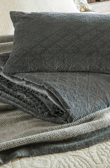 Bianca Lorenne - Sashiko Charcoal Comforter and Cushion