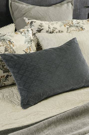 Bianca Lorenne - Sashiko Charcoal Cushion
