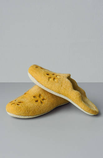 Bianca Lorenne - Uteki Ochre Slide Slipper